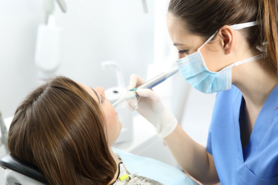 Zahnarztbehandlung Zahnarztbehandlung