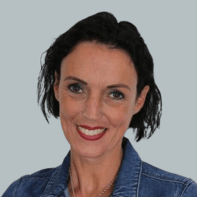 Dr. med. Claudia Plenge Δρ. Κλαούντια Πλένγκε, ιατρός