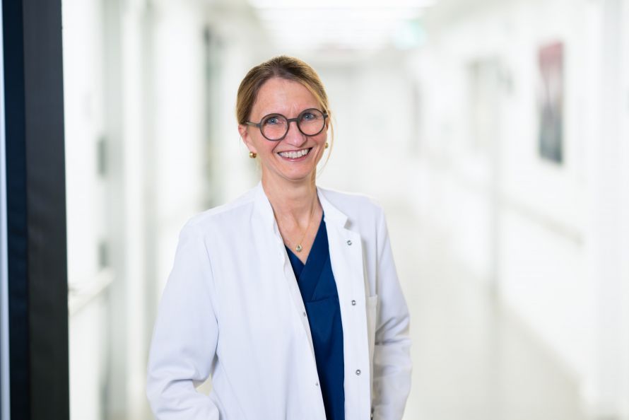 Professor Dr. med. Birgit Terjung Professor Dr. med. Birgit Terjung