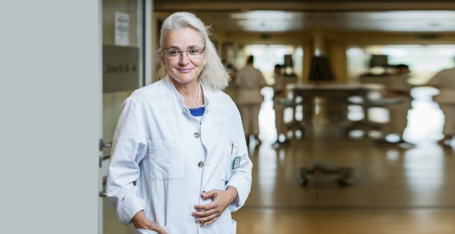 Prof. Dr. med. habil. Carolin Tonus Prof. Dr. med. habil. Carolin Tonus