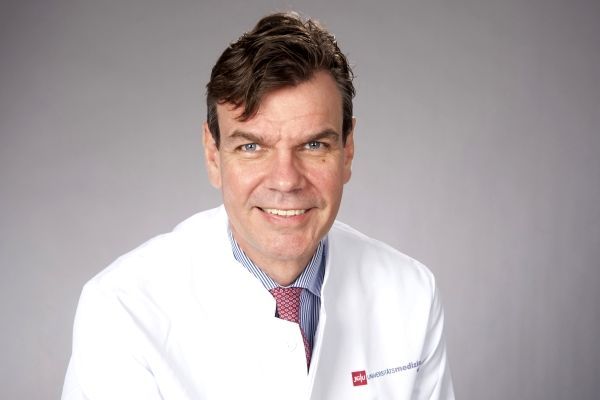 philipp-drees_profilbild.jpg philipp-drees_profilbild.jpg