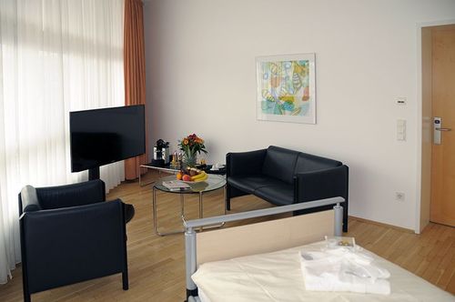 International Neuroscience Institute (INI) Hannover GmbH - Patientenzimmer