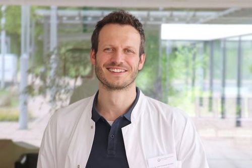 Prof._Dr._Christoph_Scho_bel.jpg
