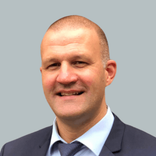 Porträt Prof. Dr. med. Christian Ewelt
