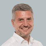 Porträt Prof. Dr. Lutz Schneider